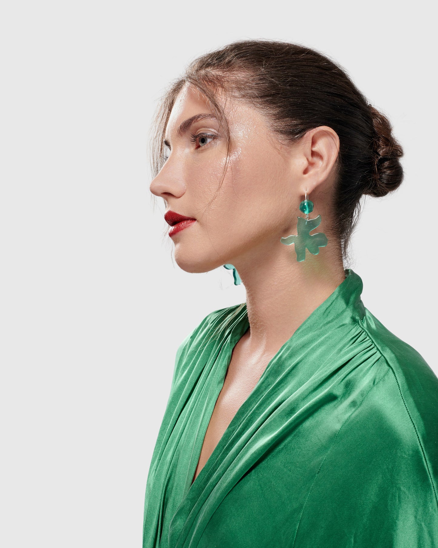 עגיל פלורה ירוק