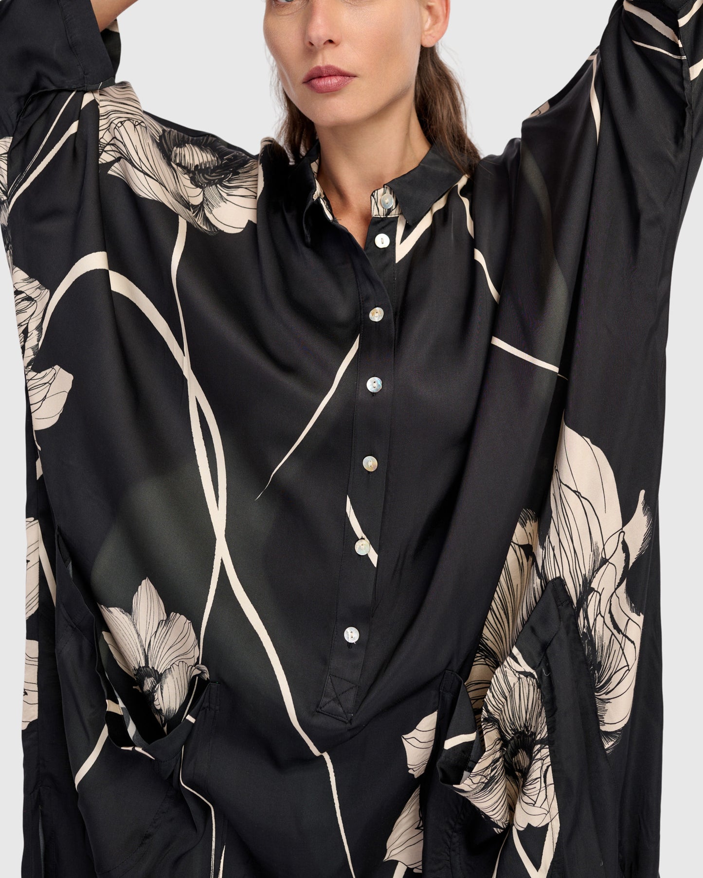 גלבייה חגיגה פרח שמנת