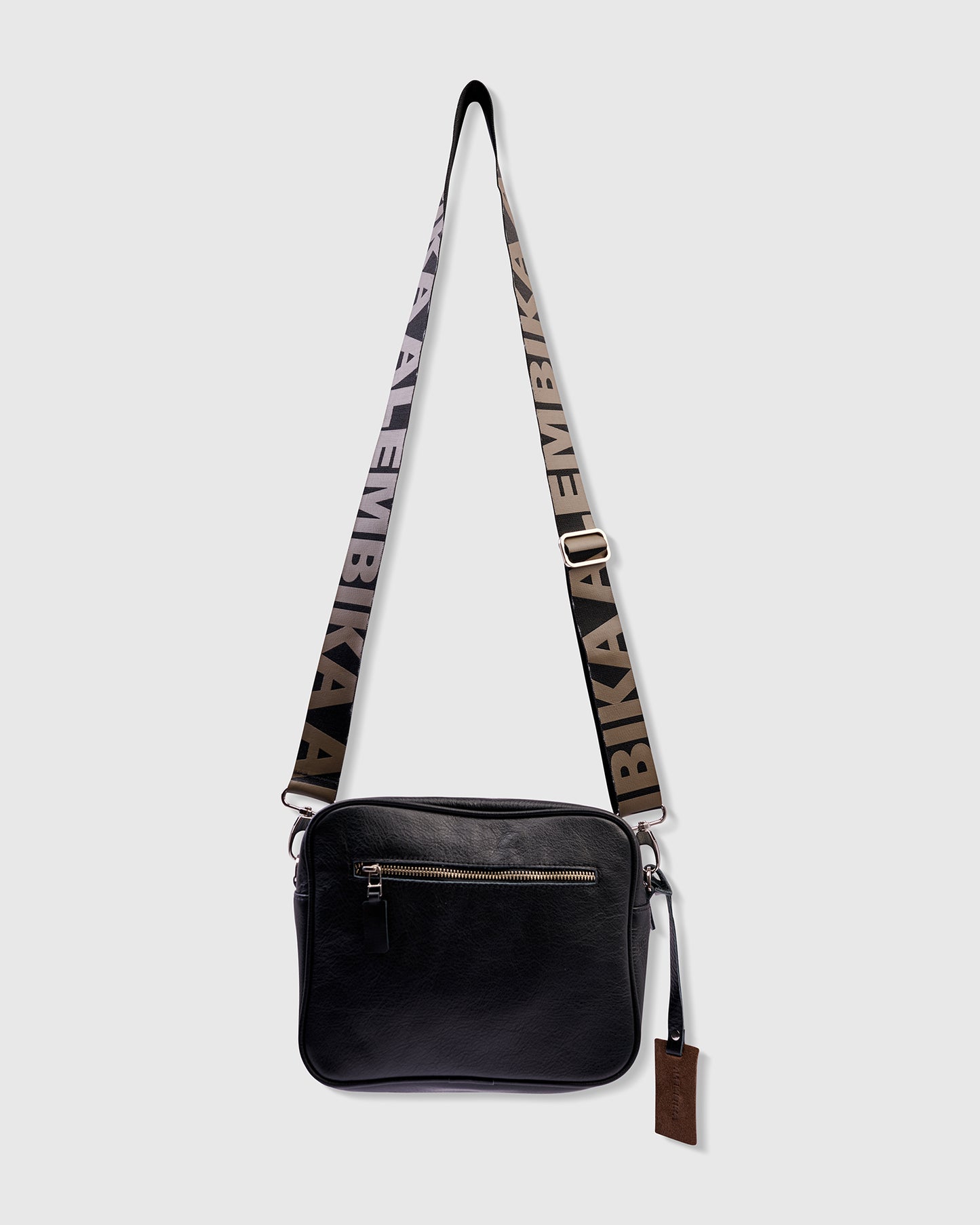 תיק משופר שחור