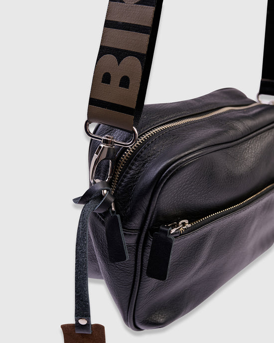 תיק משופר שחור