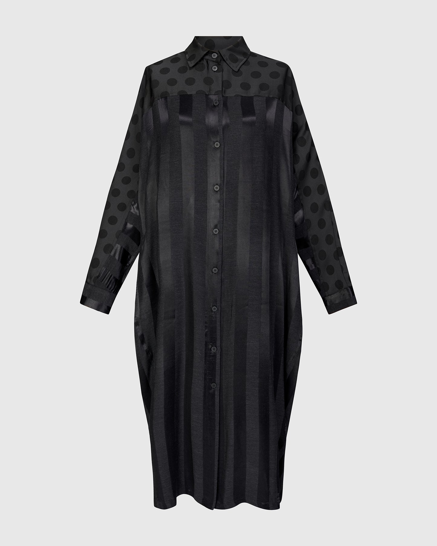 שמלה מעיל שחורה