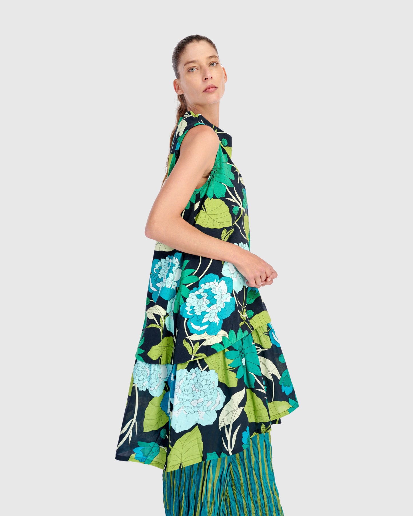 טוניקה תלתל פרח שחור