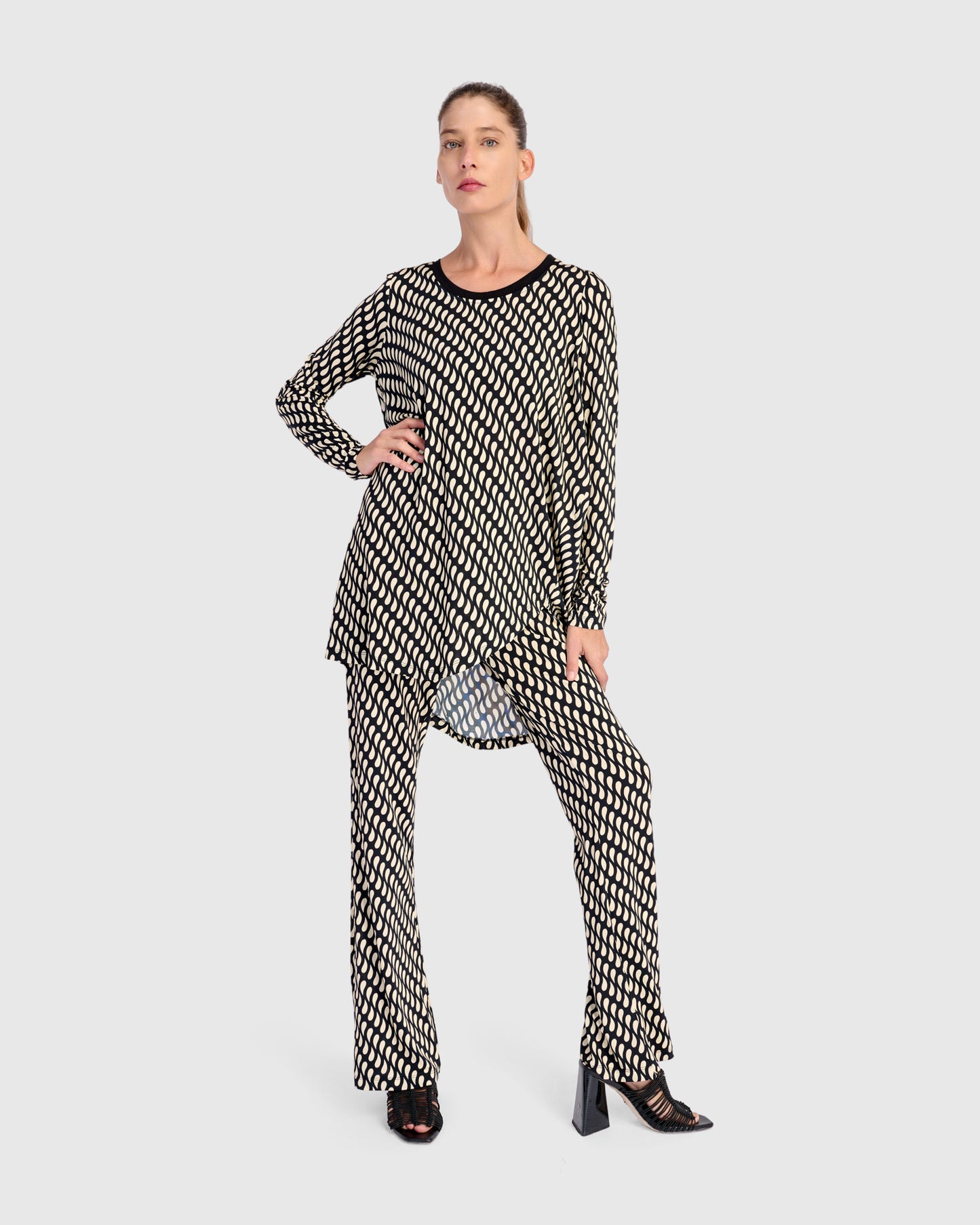 מכנסי יקר מודפסים