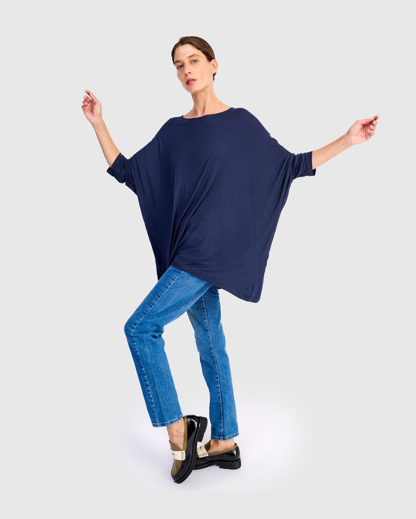 טוניקה רינה נייבי