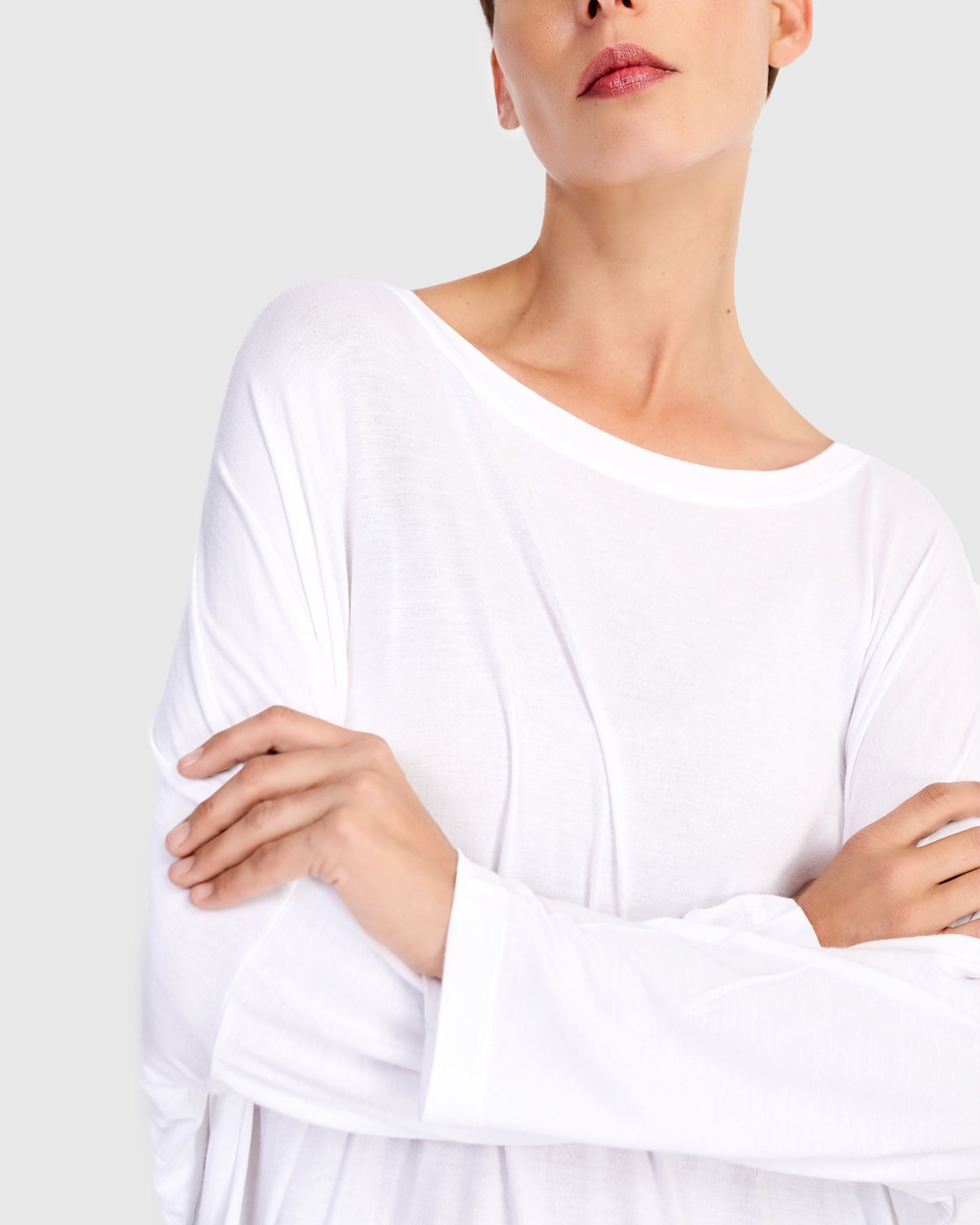 טוניקה רינה שמאל לבנה