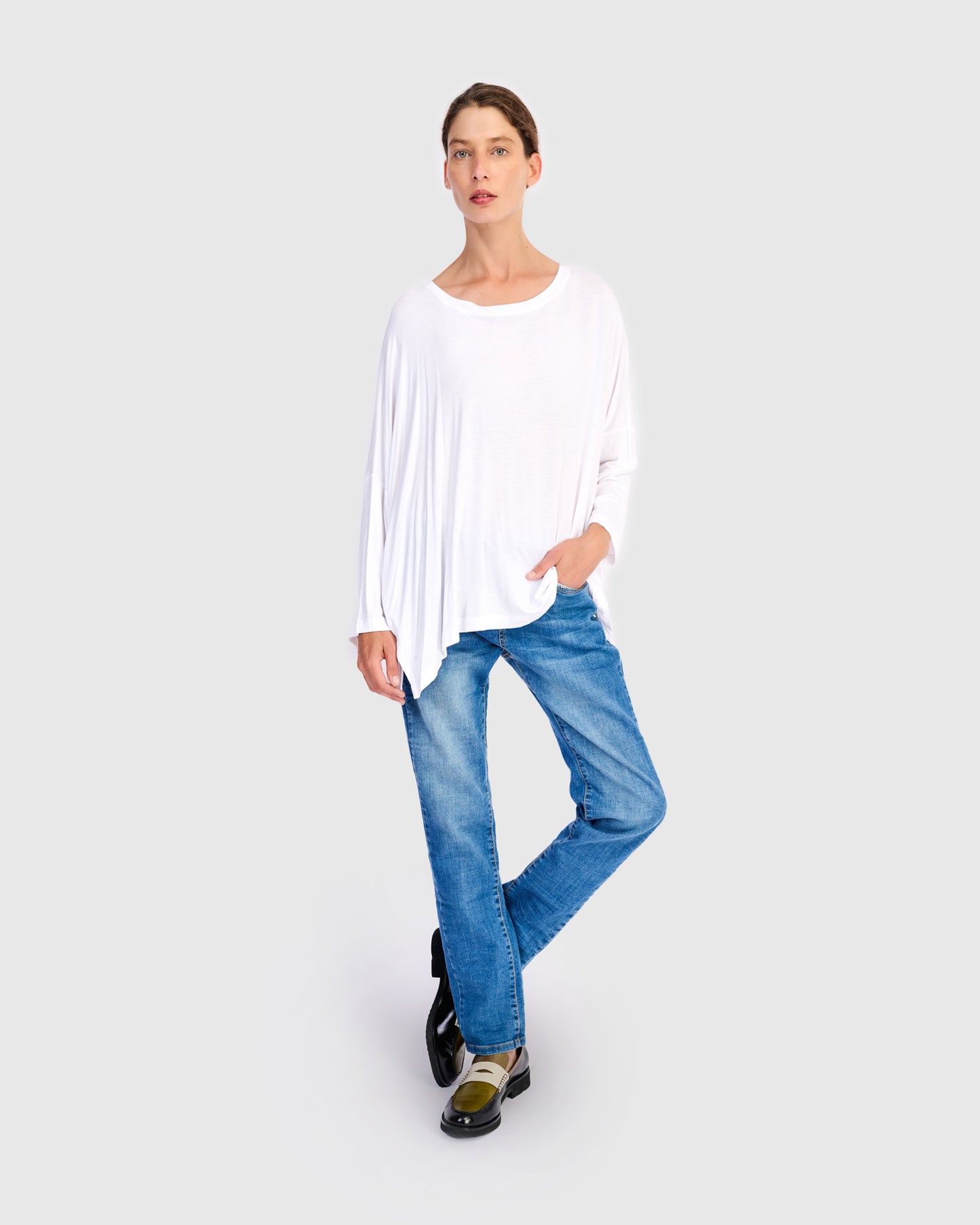 טוניקה רינה שמאל לבנה