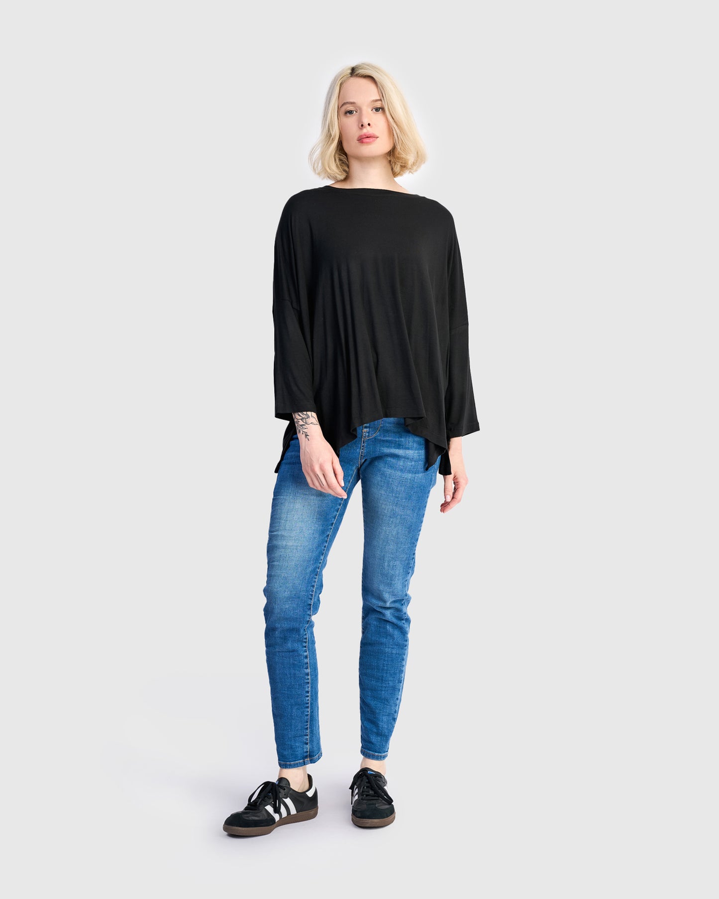 טוניקה רינה שמאל שחורה