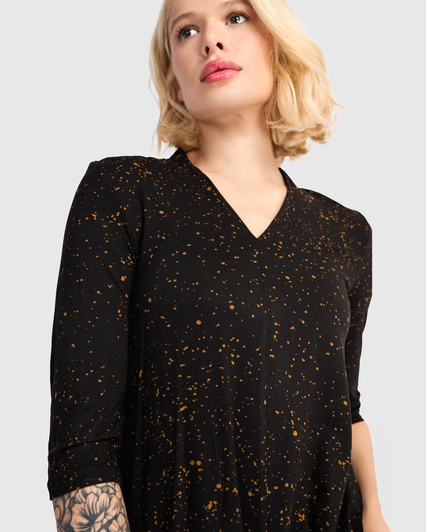 טוניקה דובדבנית נקודות חום