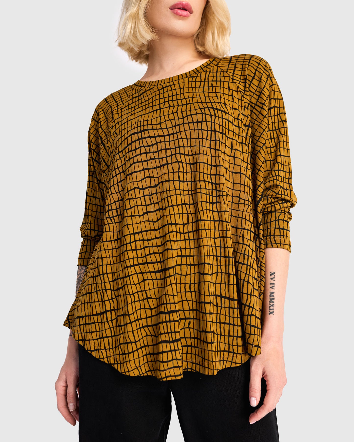 טוניקה חסידה מודפסת חרדל