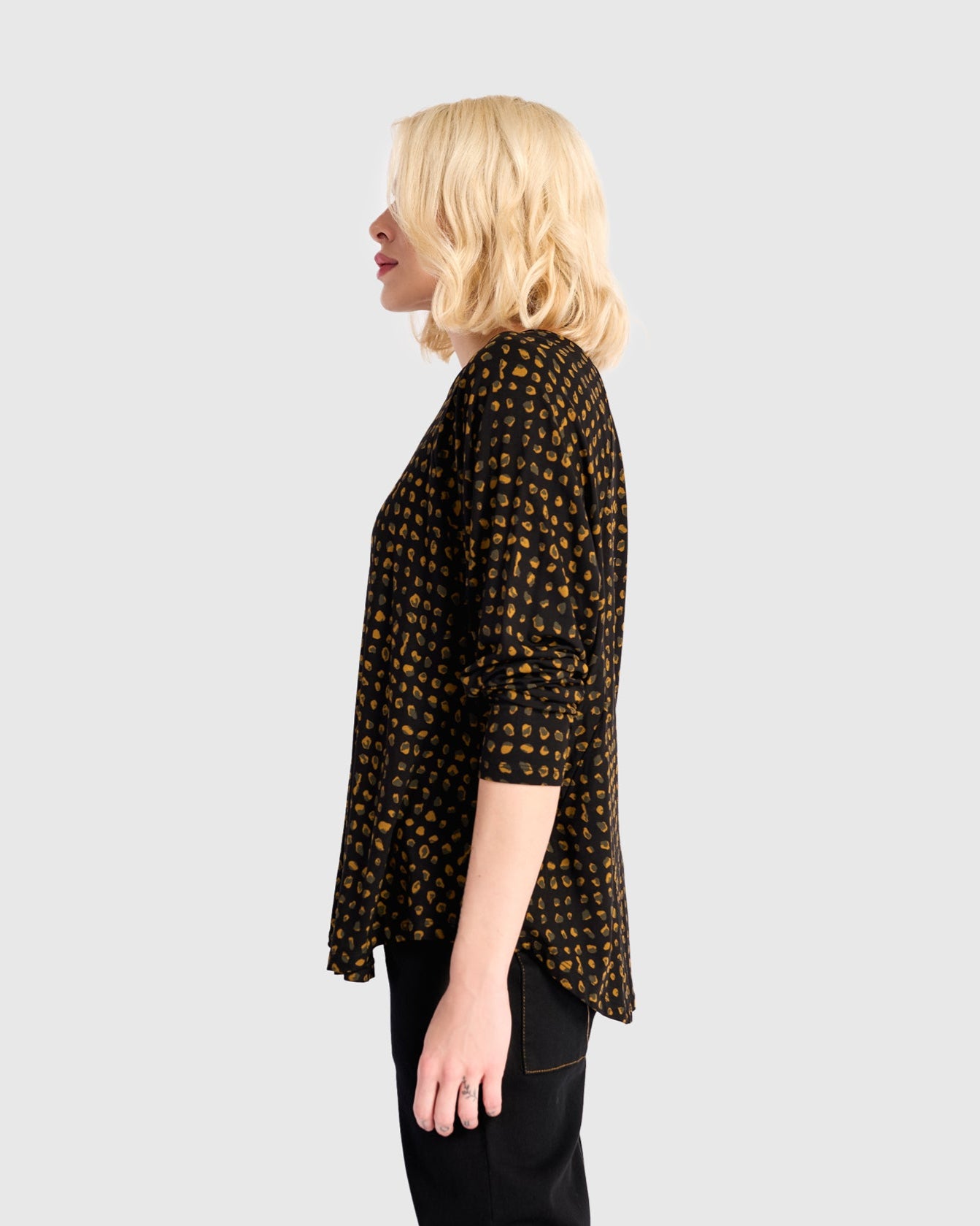 טוניקה חסידה מנומרת