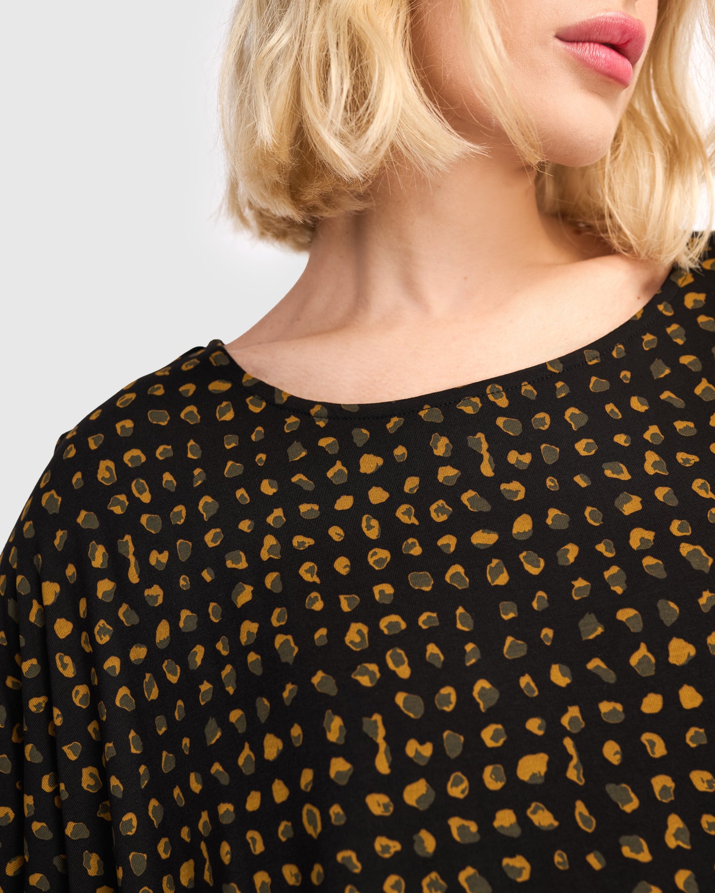 חולצה רינה מנומרת