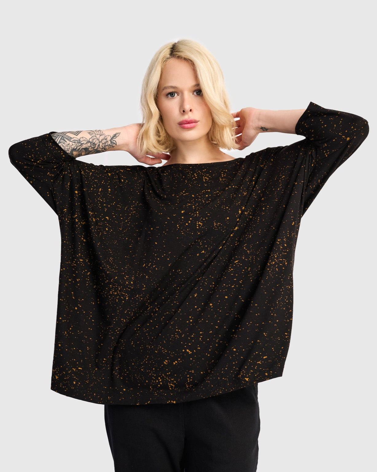 חולצה רינה נקודות חום