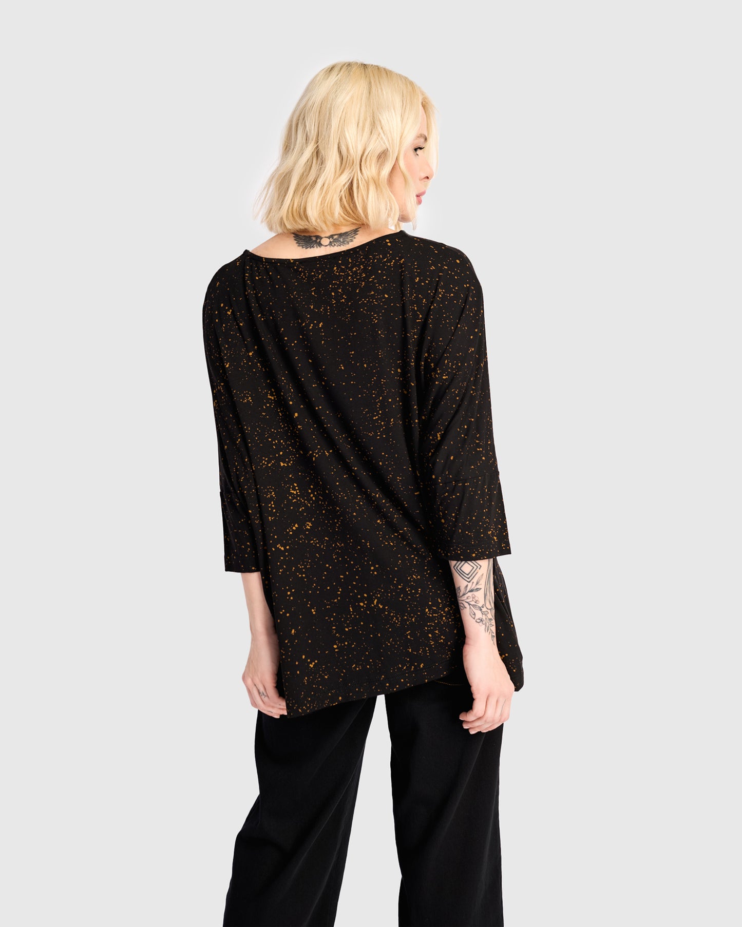 חולצה רינה נקודות חום