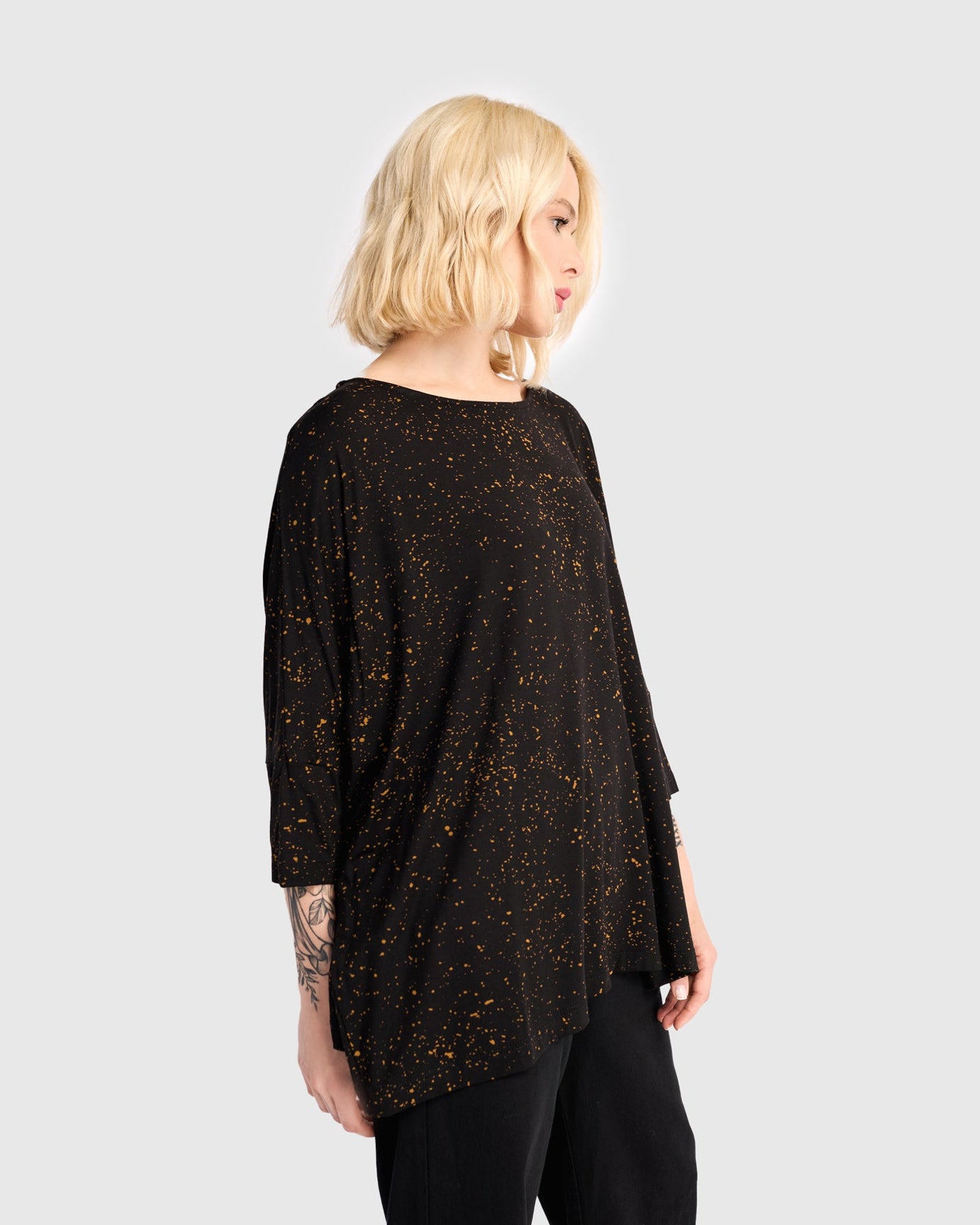 חולצה רינה נקודות חום