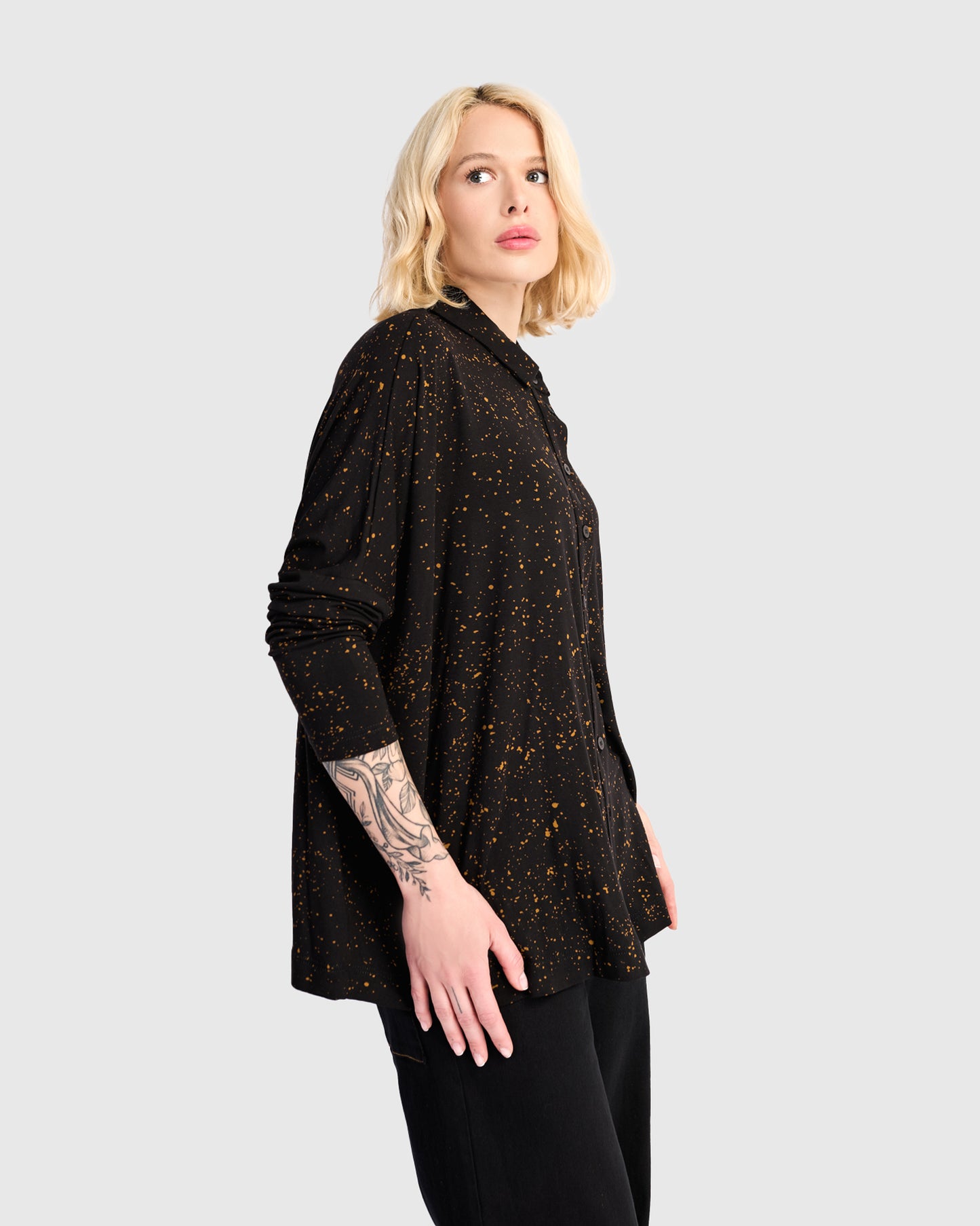 חולצה רינה פולו נקודות חום