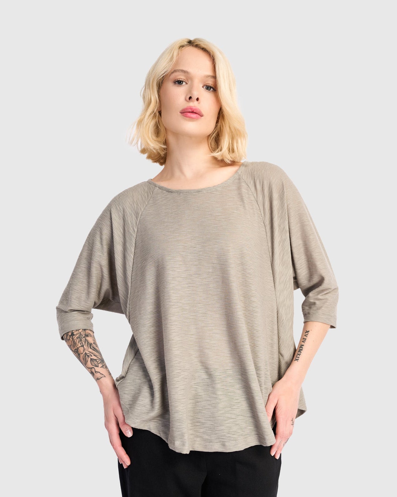 טוניקה חסידה אפורה ריבס