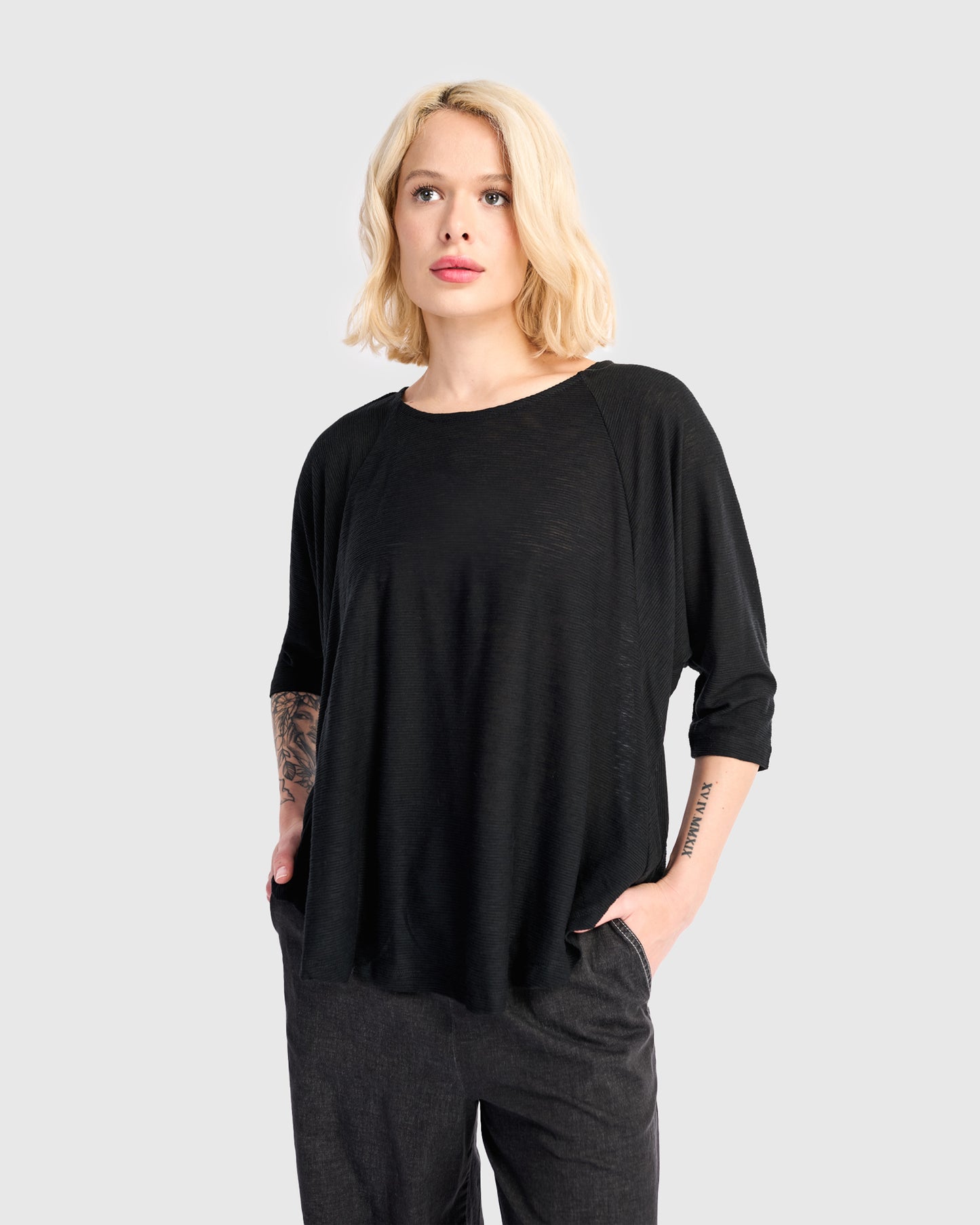 טוניקה חסידה שחורה ריבס