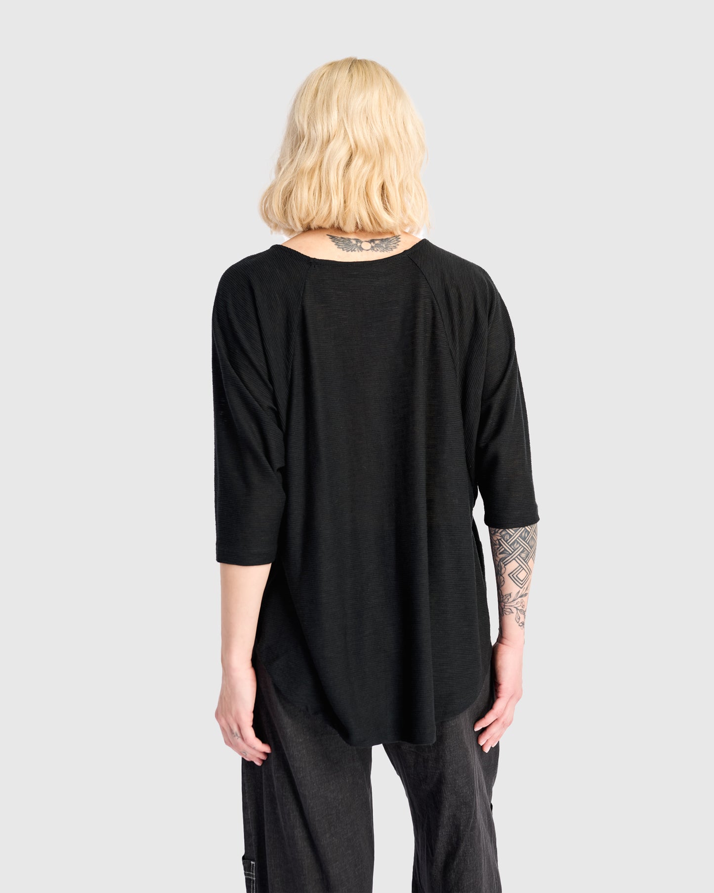 טוניקה חסידה שחורה ריבס