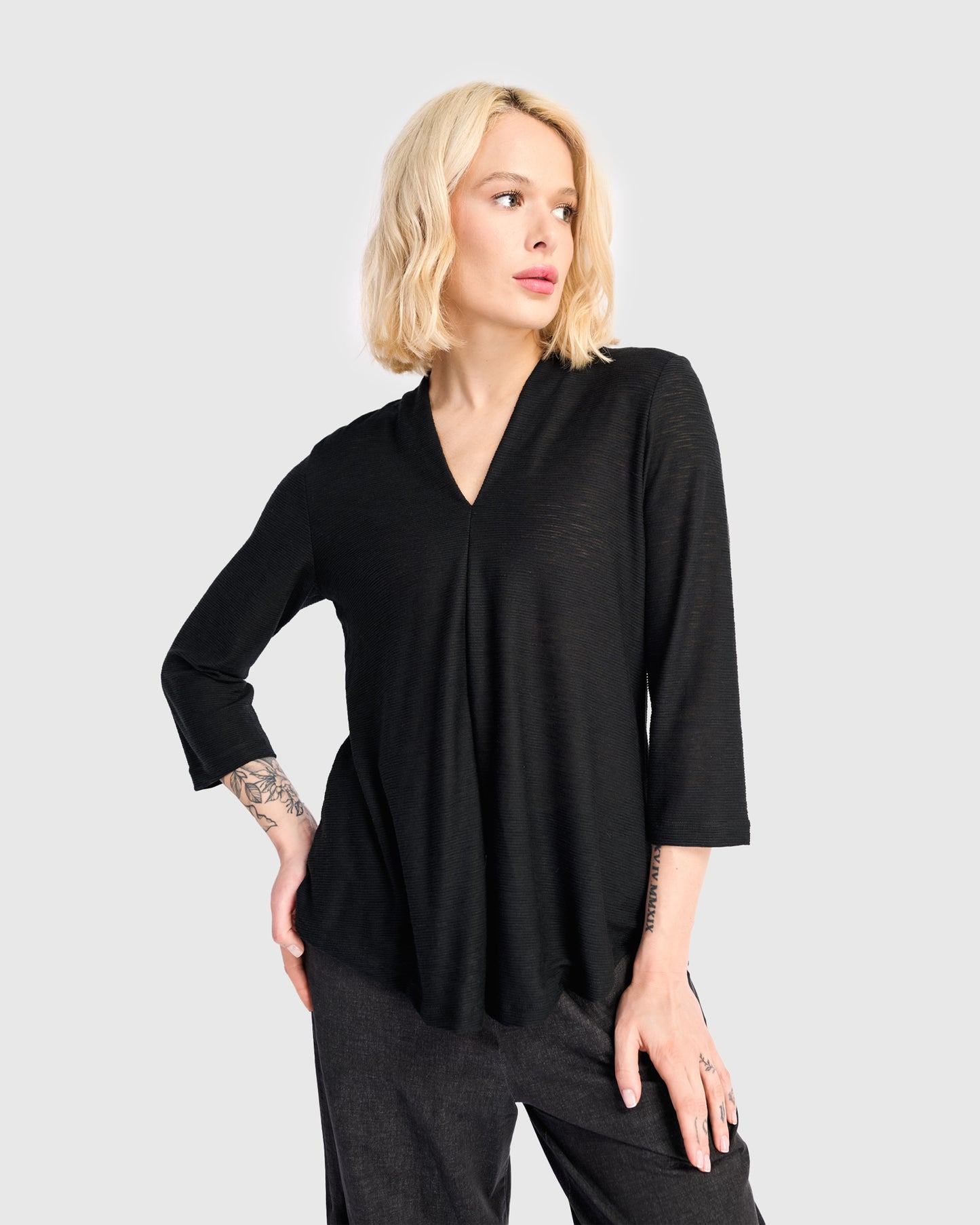 טוניקה דובדבנית שחורה ריבס