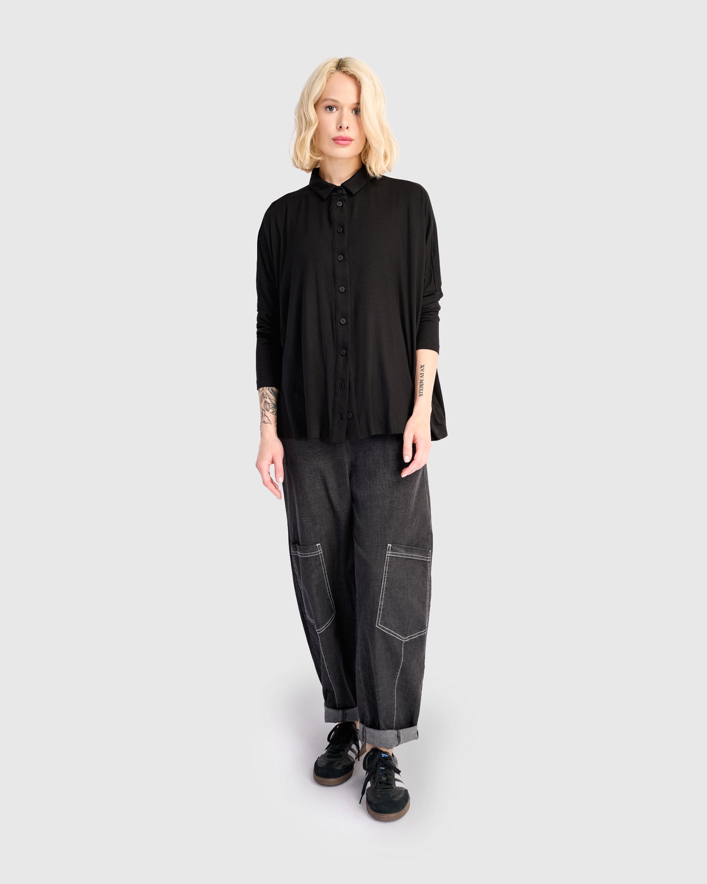 חולצה רינה פולו שחורה