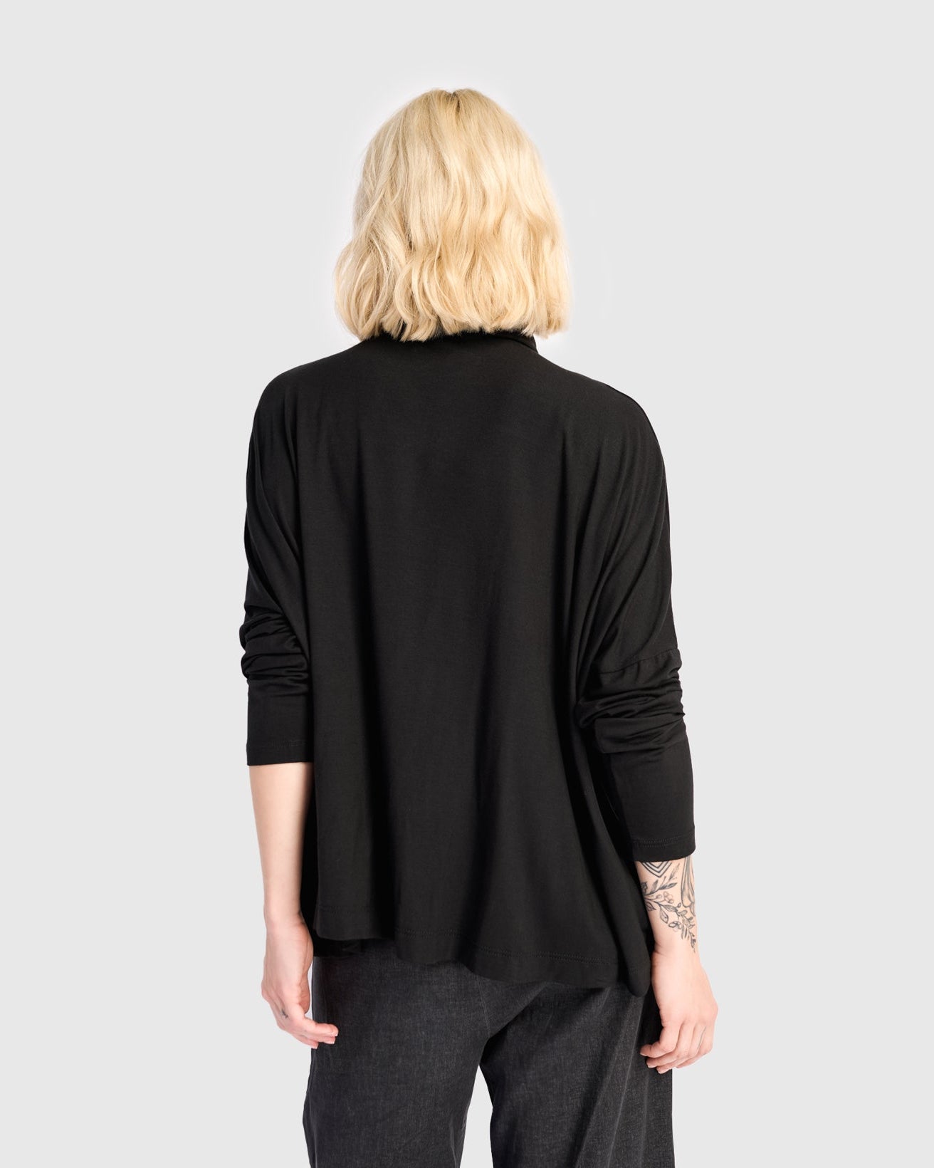 חולצה רינה פולו שחורה