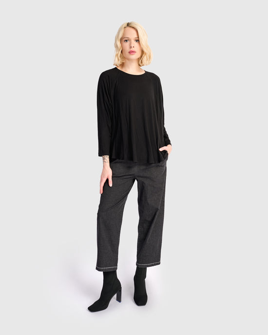 טוניקה חסידה שחורה