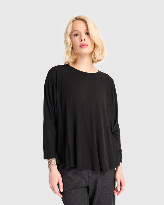 טוניקה חסידה שחורה