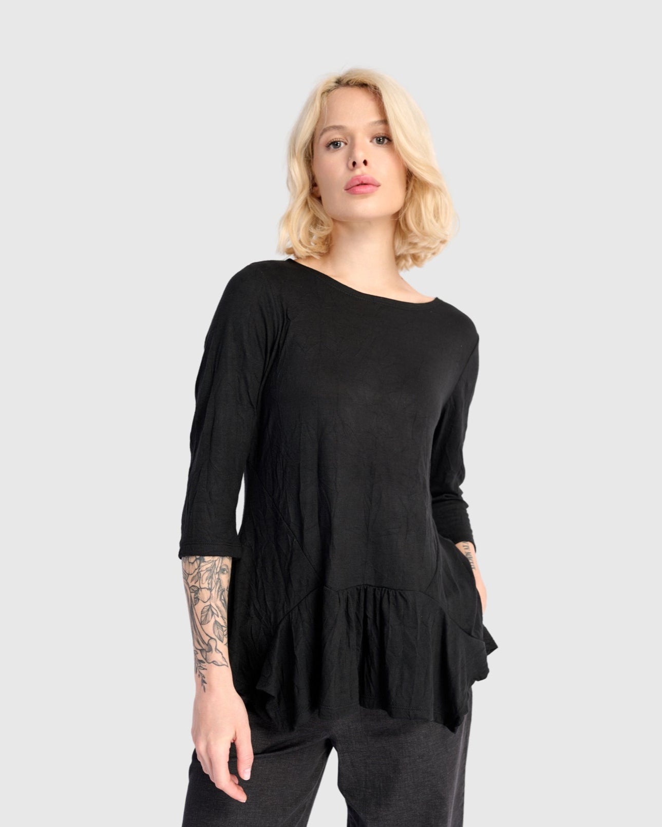 טישירט בלרינה שחורה