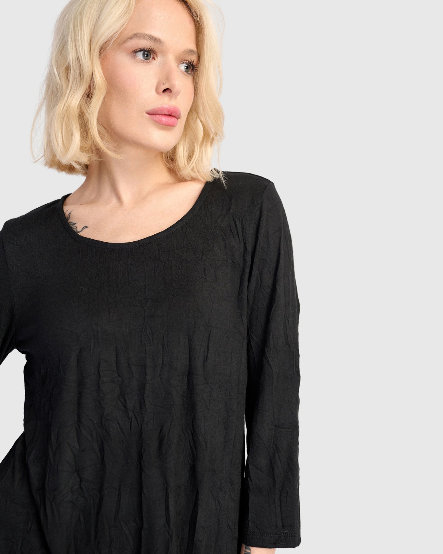 טוניקה דובדבנית ניקי שחורה