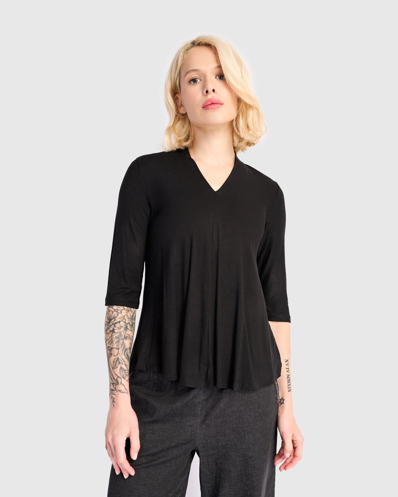 טוניקה דובדבנית שחורה