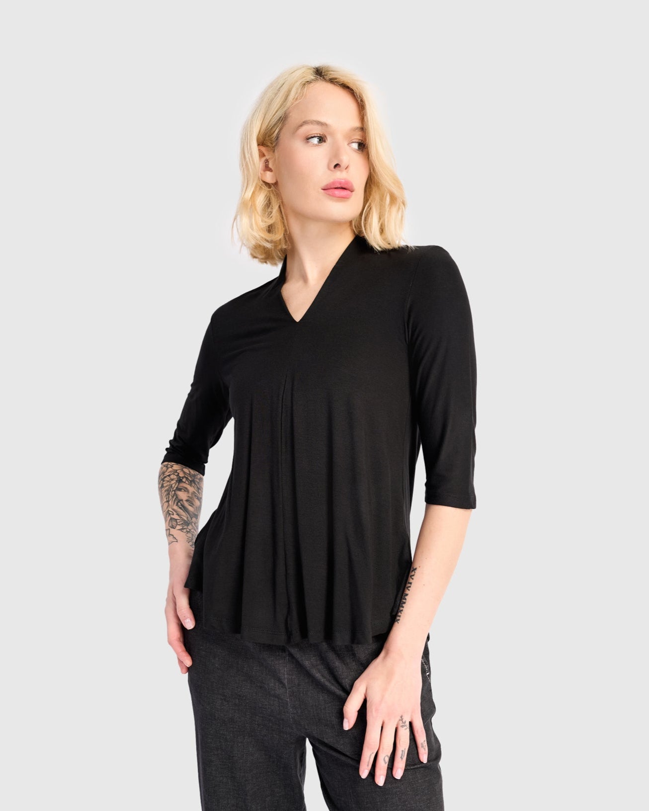 טוניקה דובדבנית שחורה