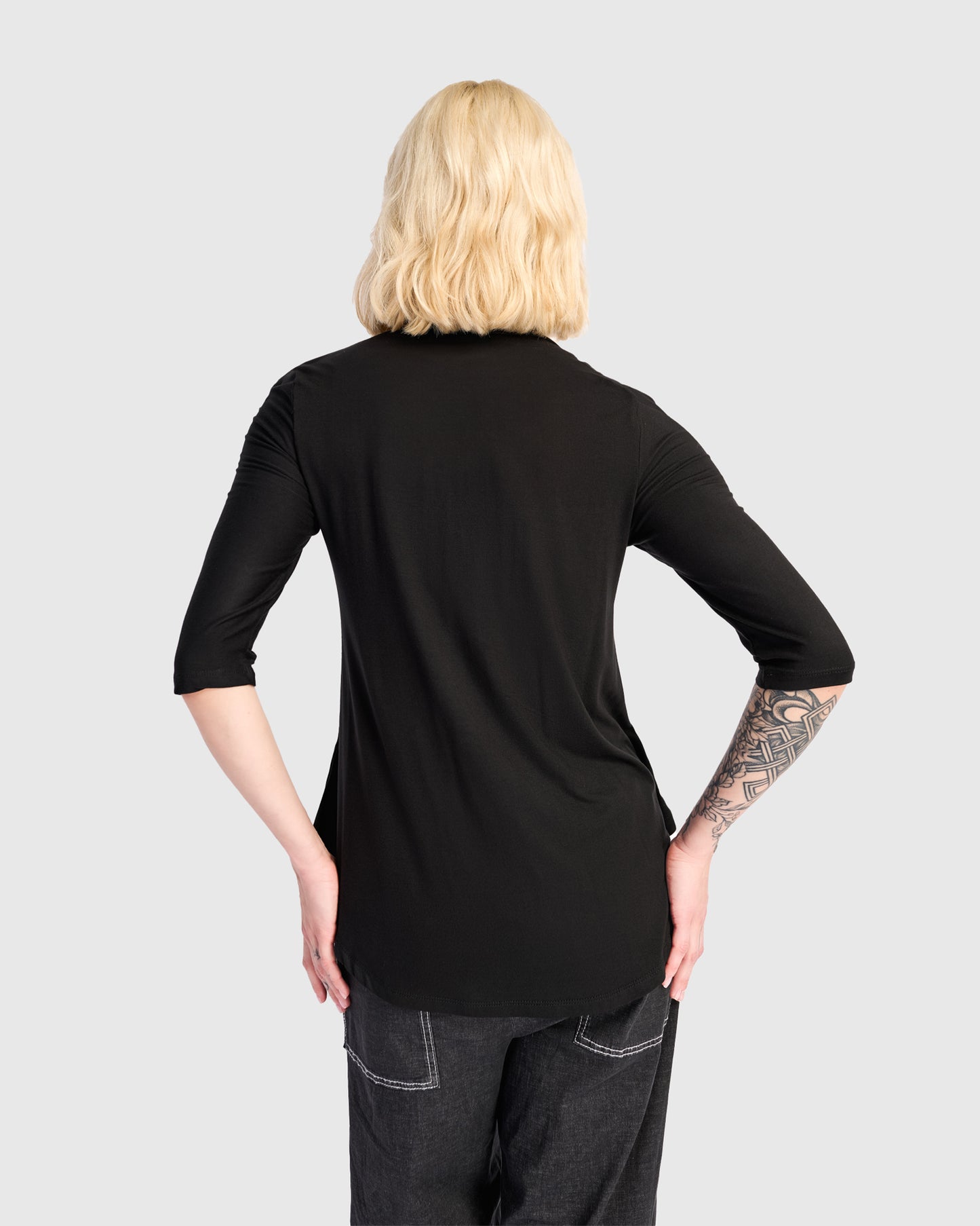 טוניקה דובדבנית שחורה