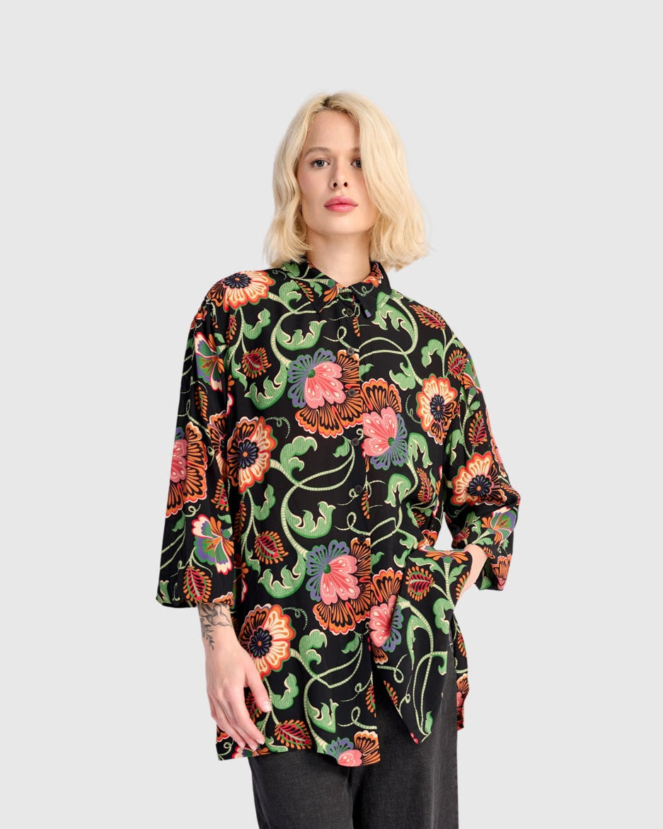 חולצה כפרה מודפסת צורנית