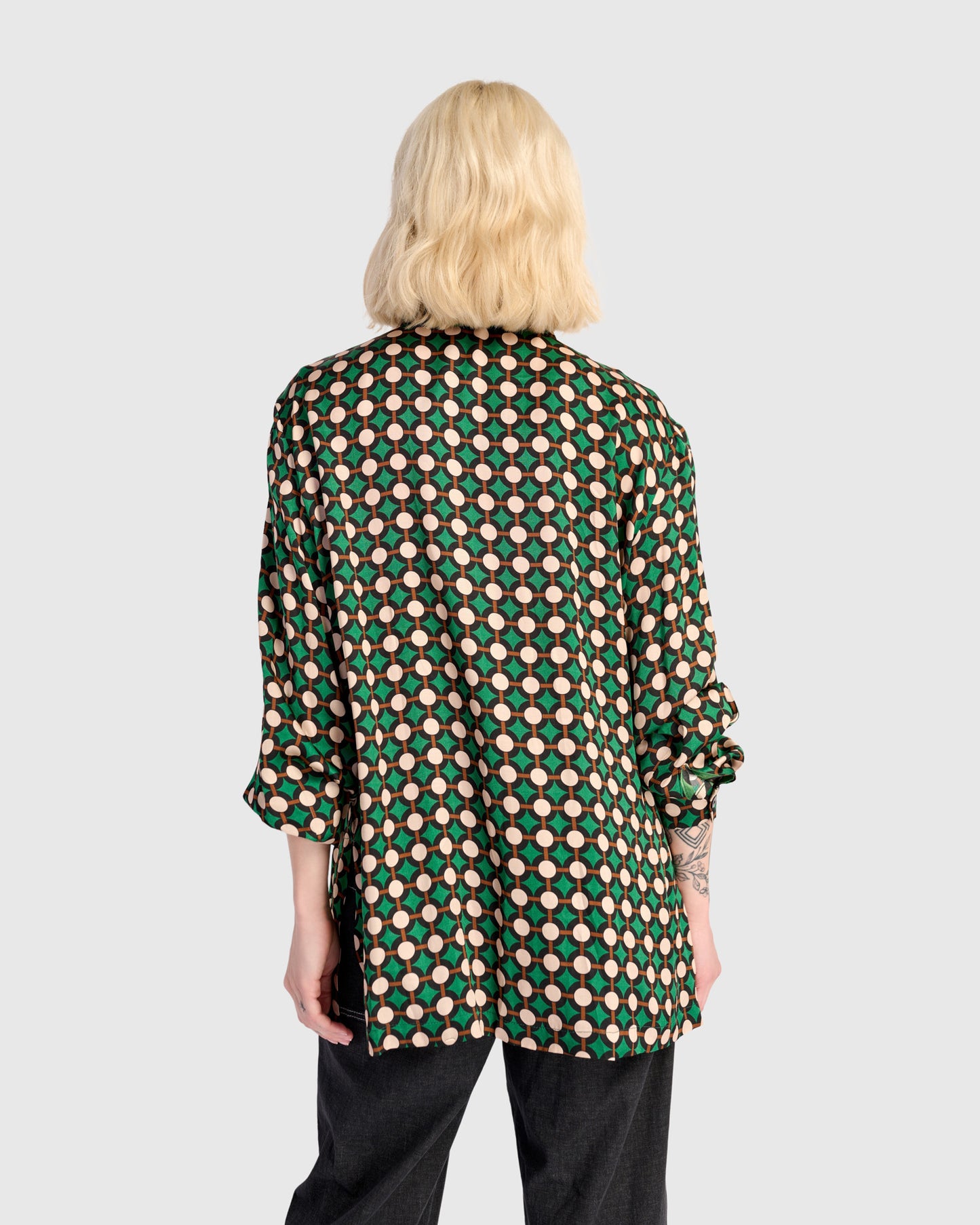 חולצה כפרה מודפסת ירוקה