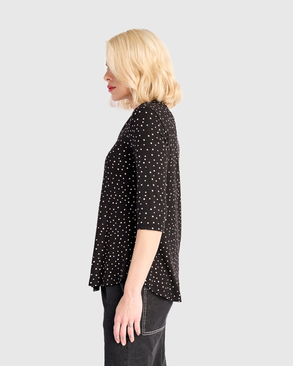 טוניקה דובדבנית נקודות שחור