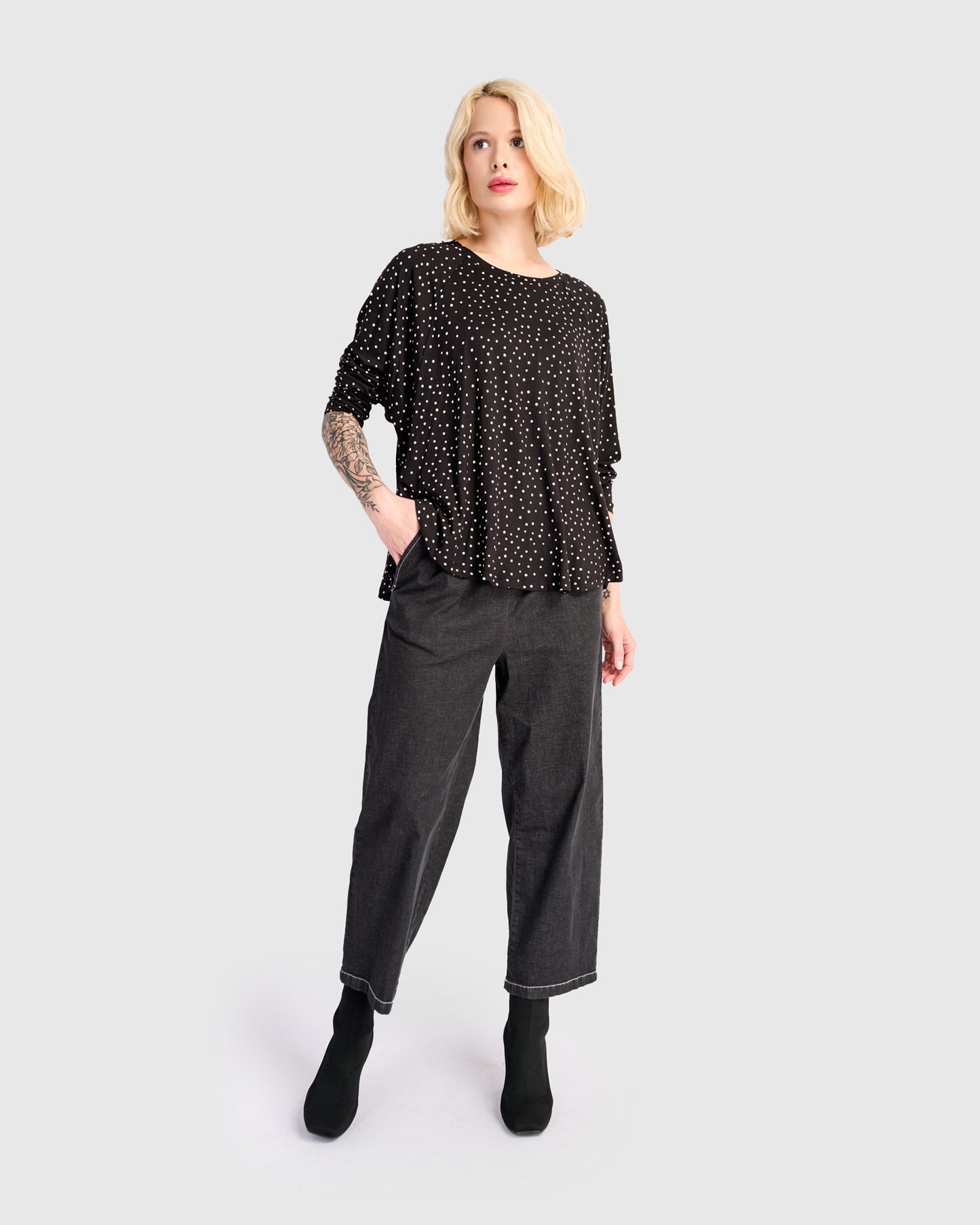 טוניקה חסידה נקודות שחור