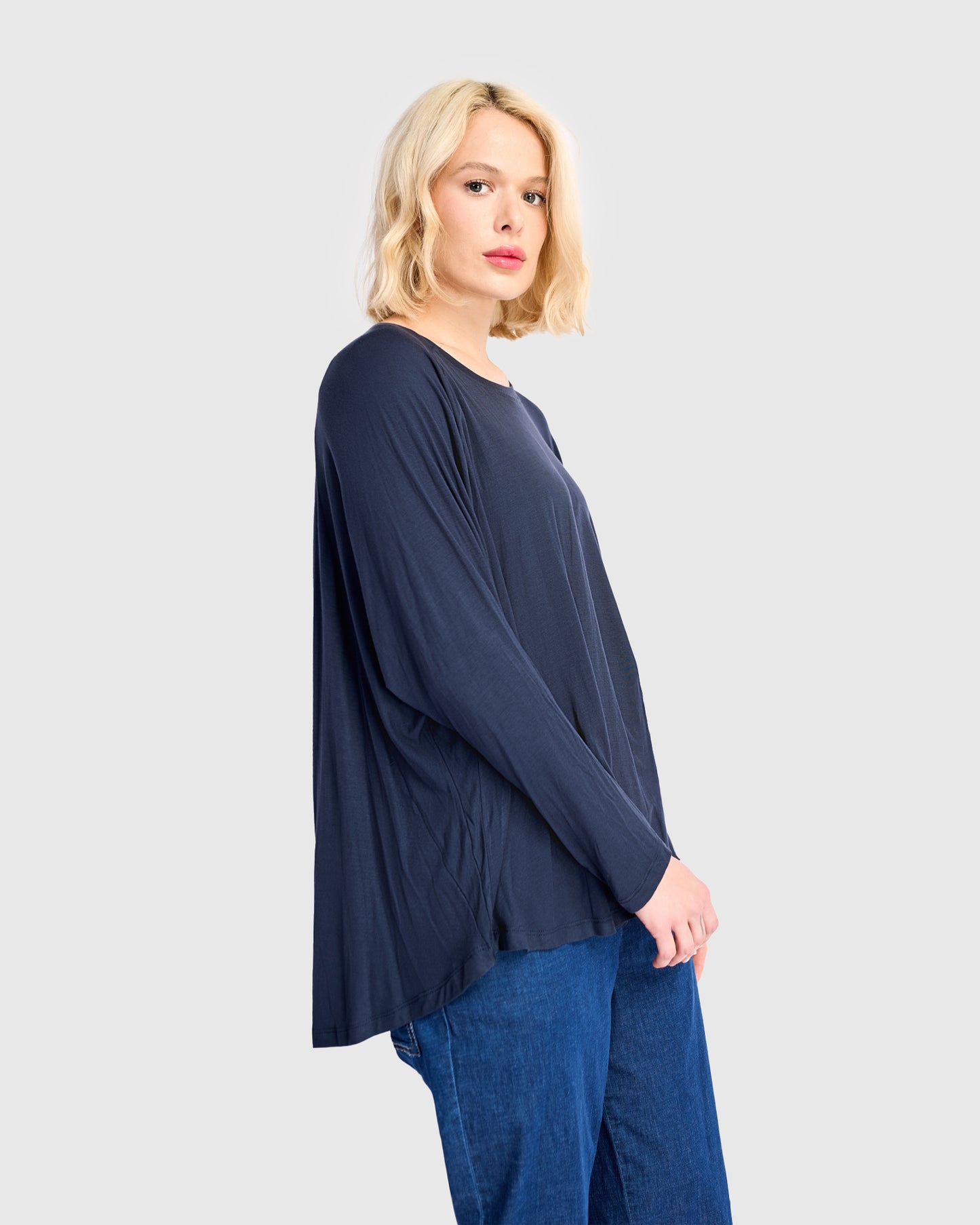 טוניקה חסידה נייבי