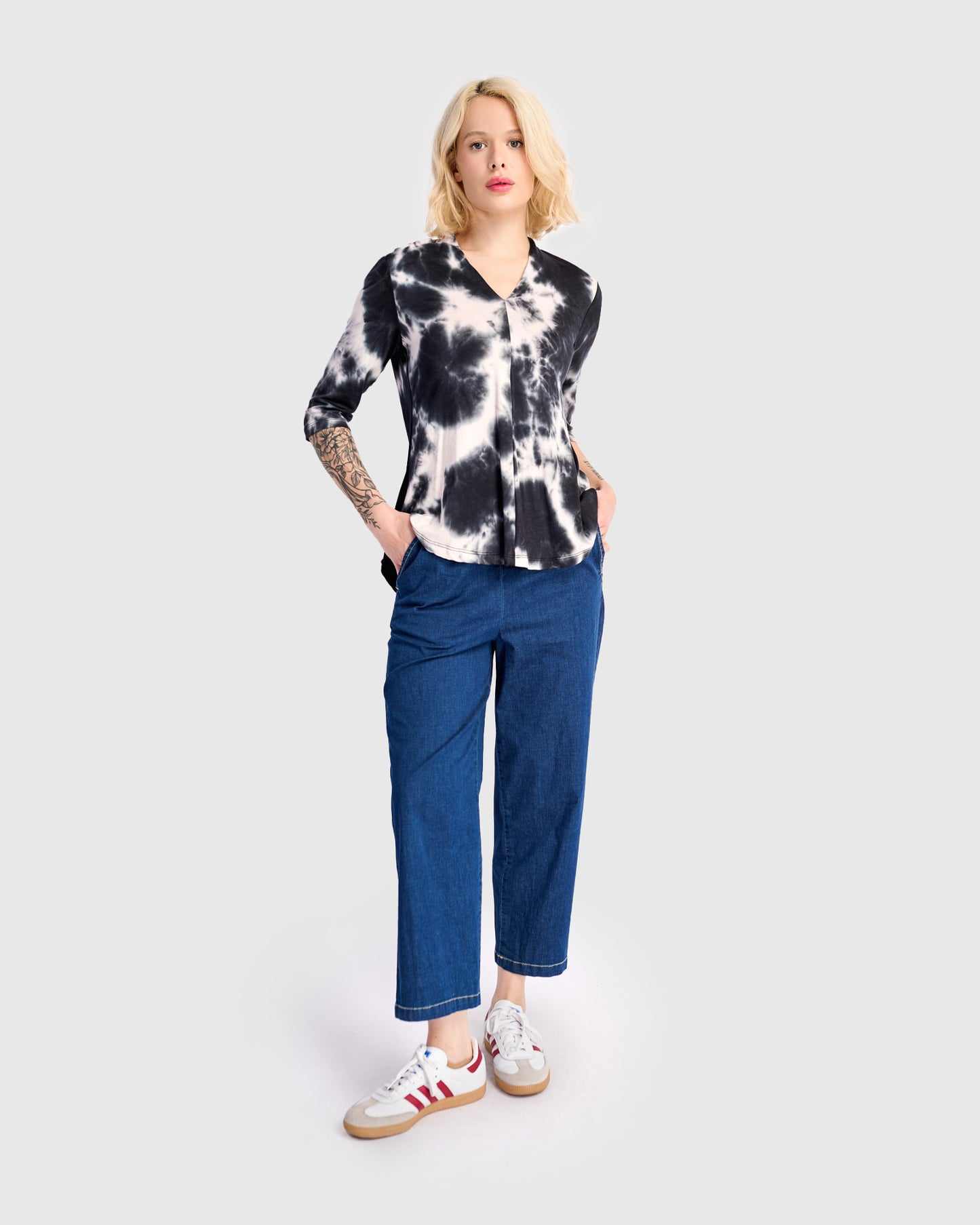 טוניקה דובדבנית מודפסת כחולה