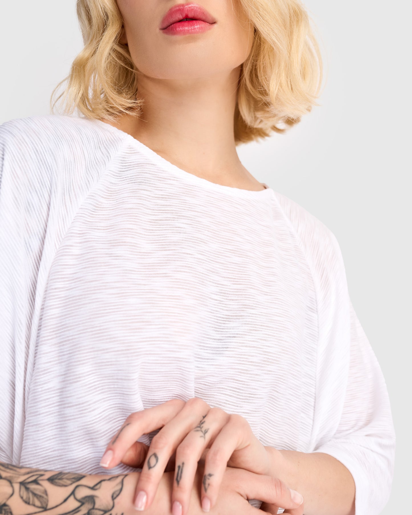 טוניקה חסידה לבנה ריבס