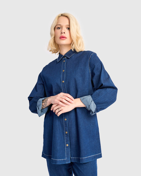 חולצה כפרה ג'ינס כחולה