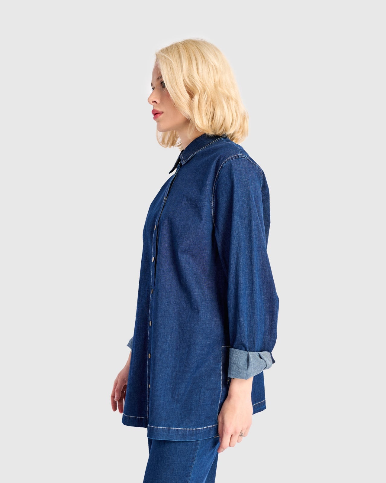 חולצה כפרה ג'ינס כחולה