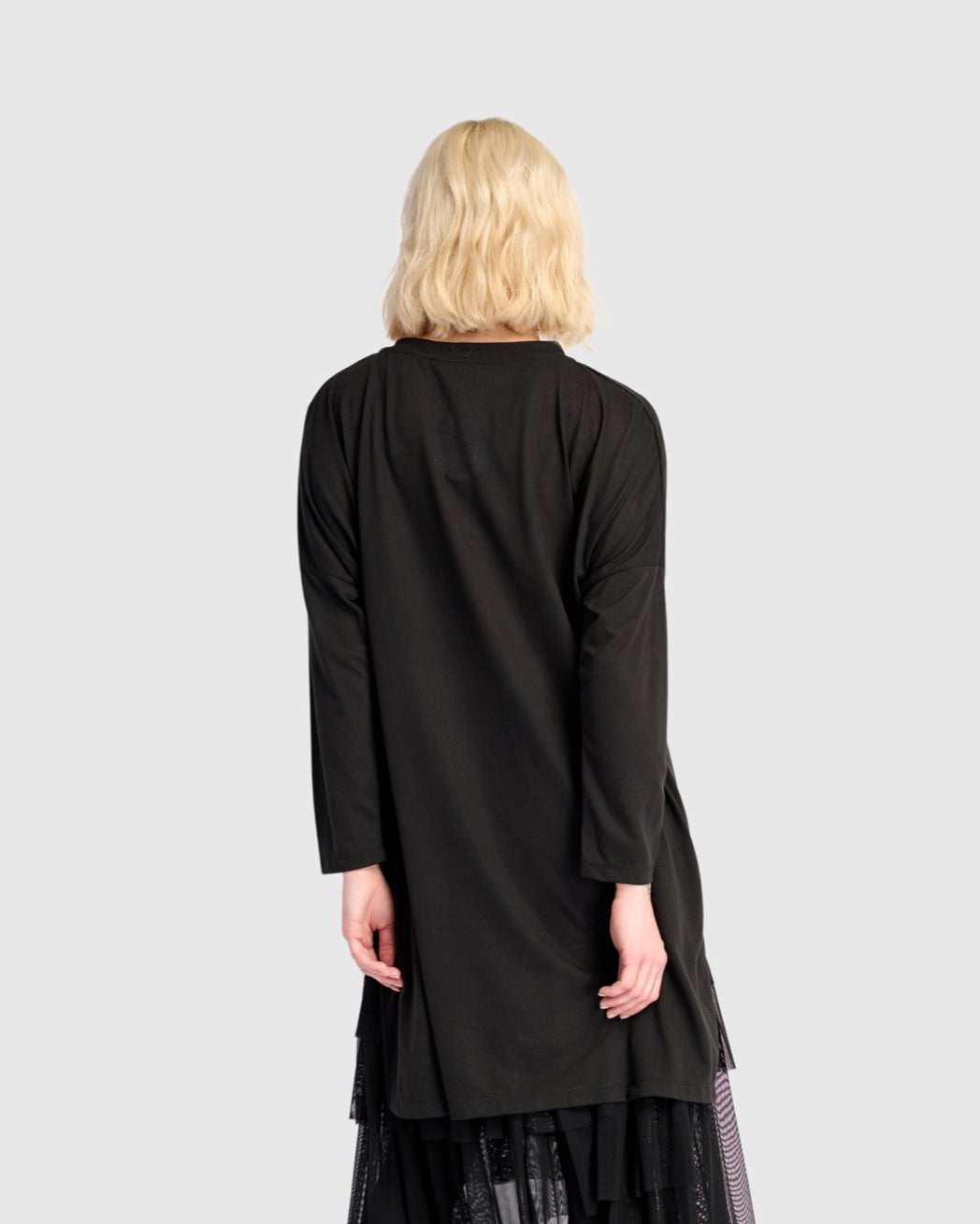 טוניקה רינה שמאל שחור מודל