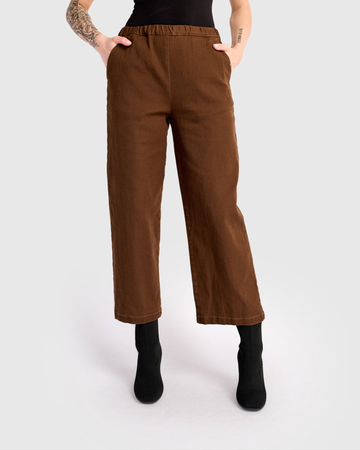 מכנסי בסטי אריג חום