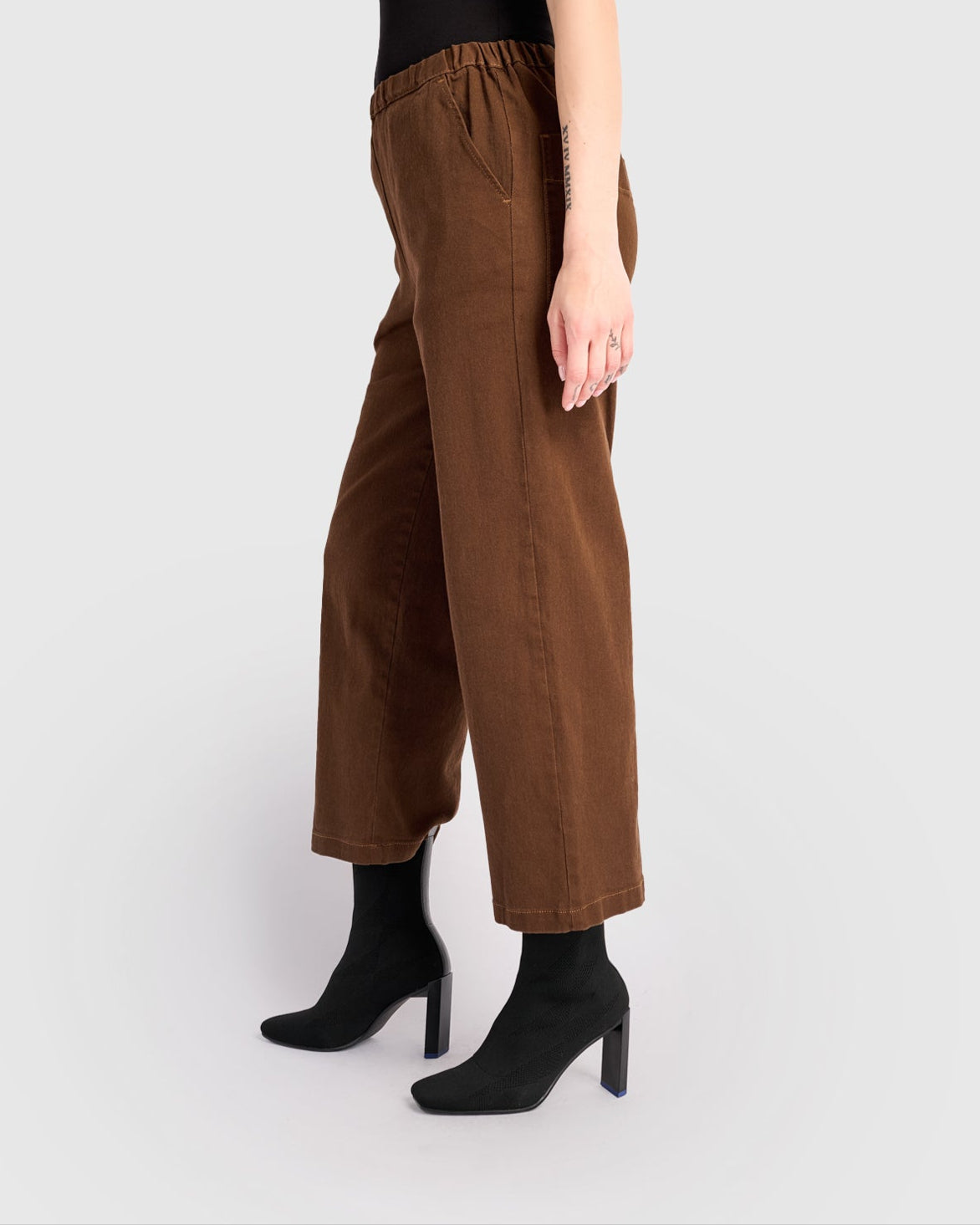 מכנסי בסטי אריג חום