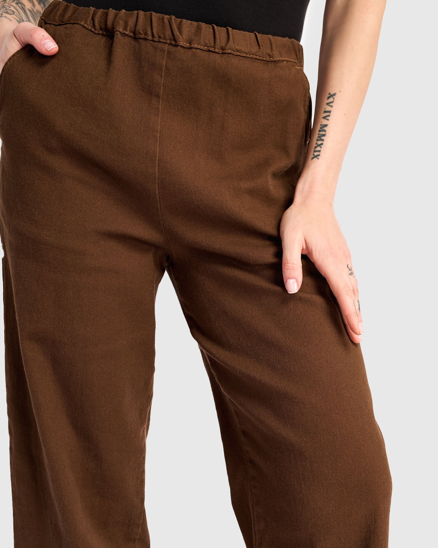 מכנסי בסטי אריג חום