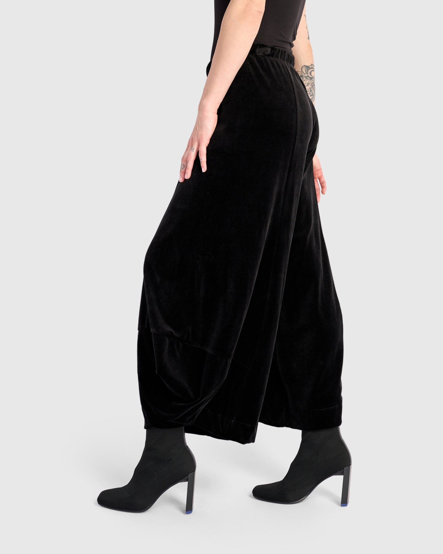 מכנסי פונטו קטיפה שחור