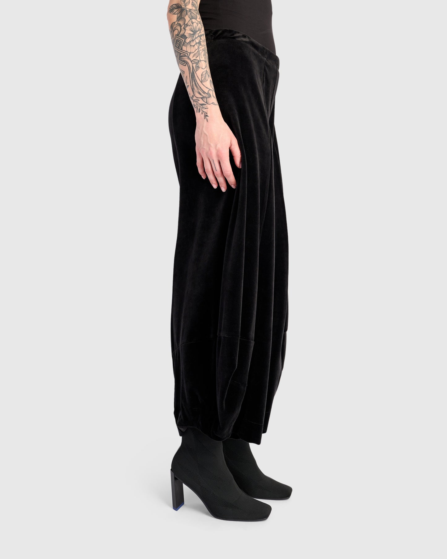 מכנסי פונטו קטיפה שחור