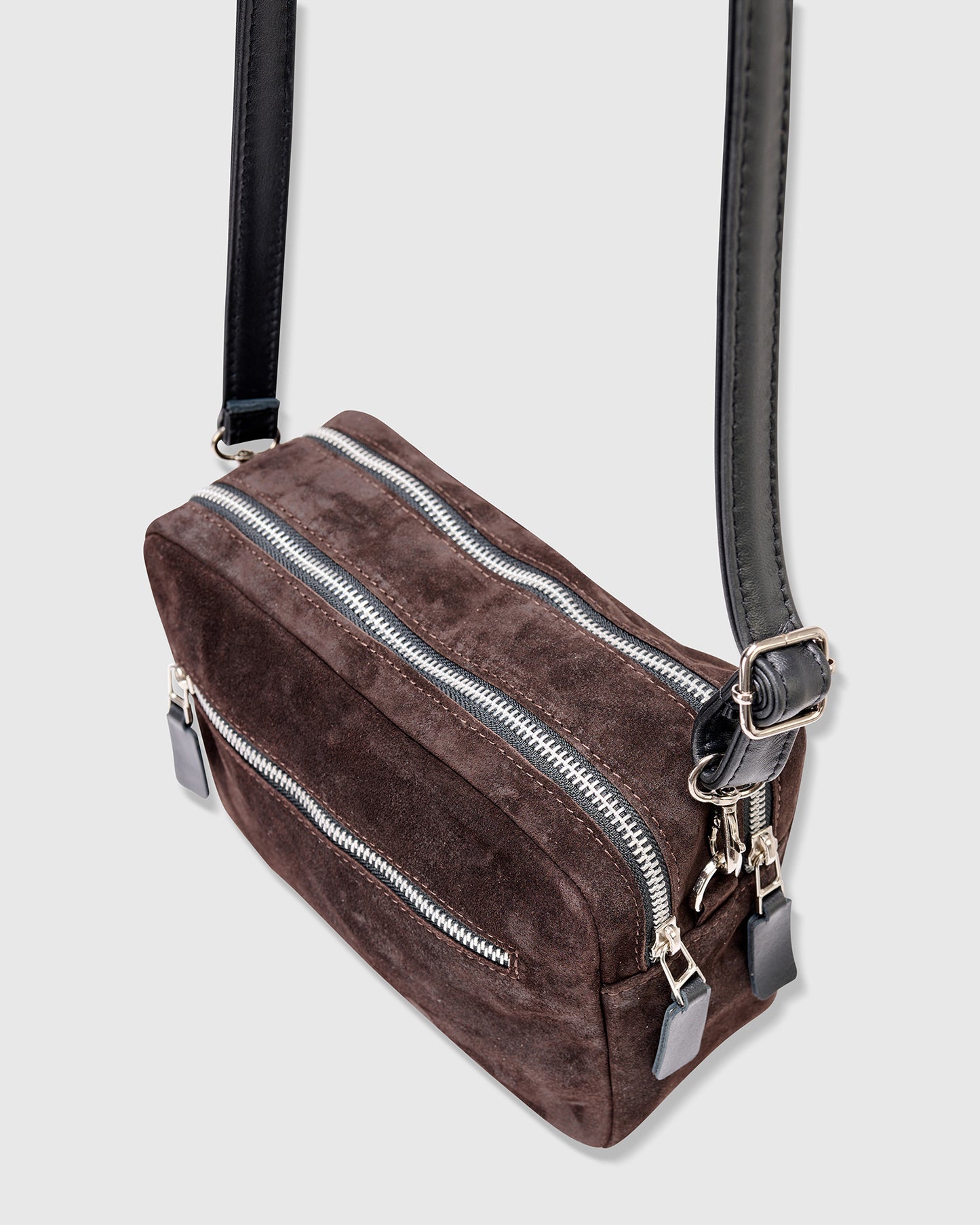 תיק חמודי חום