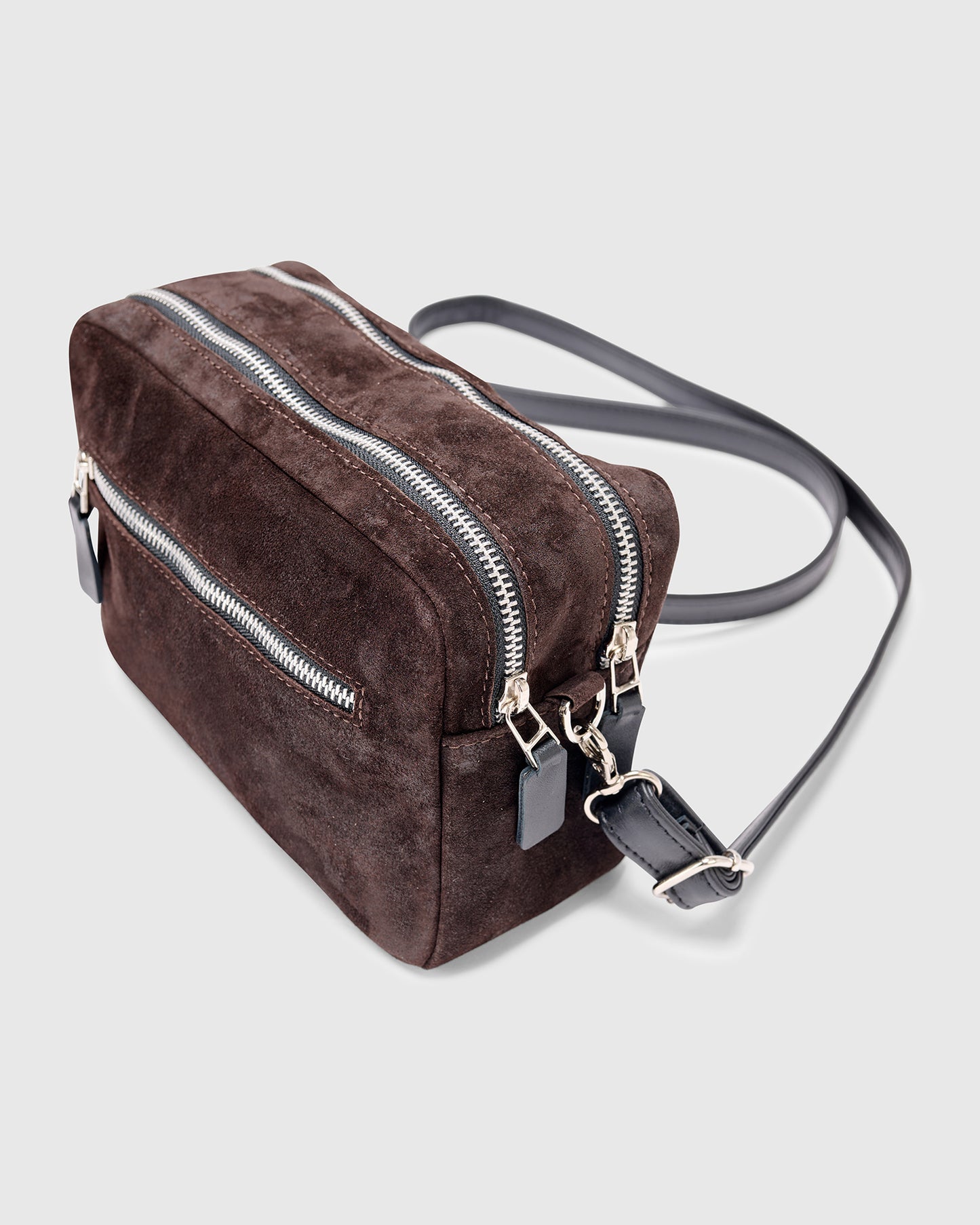 תיק חמודי חום