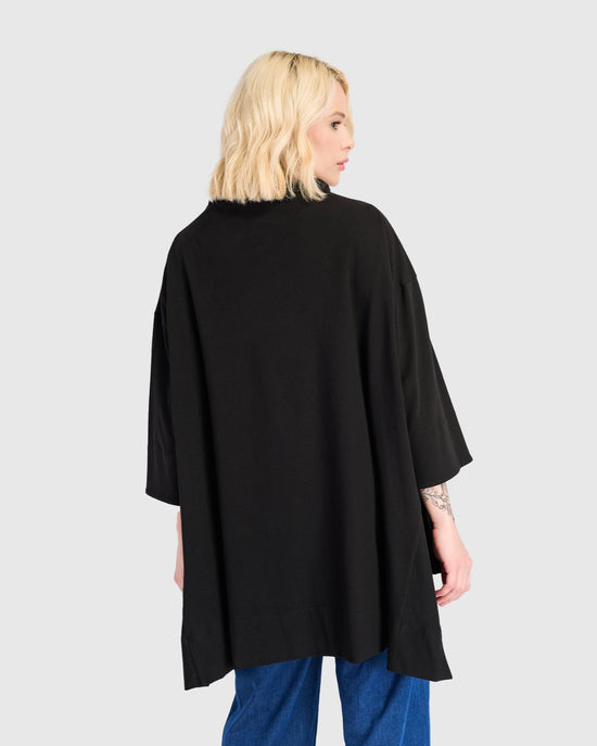 טוניקה פורצת גולף שחור מודל